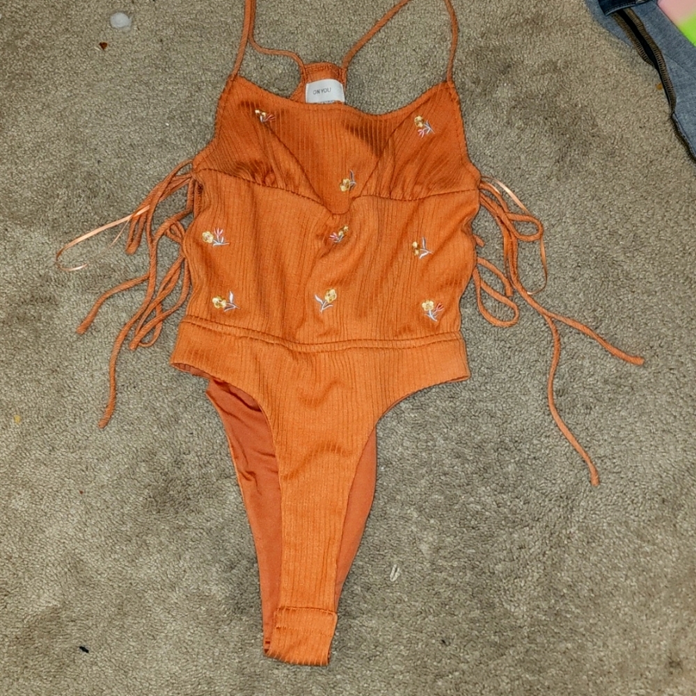 Women tops